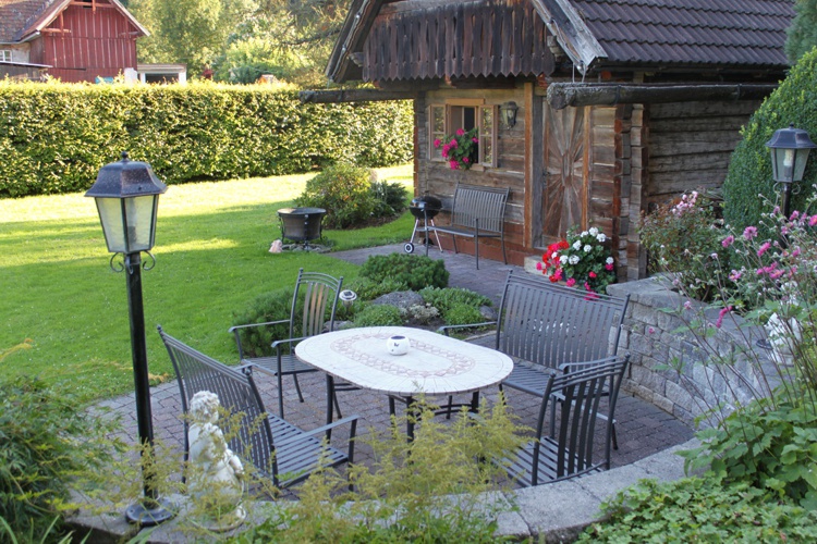 Sitzgelegenheit im Garten